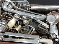 Partij bestek in plastic bak - afbeelding 5 van  5