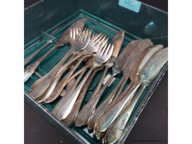 Partij bestek in plastic bak - afbeelding 3 van  5