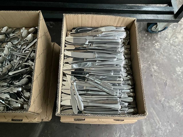 Partij bestek - afbeelding 13 van  13