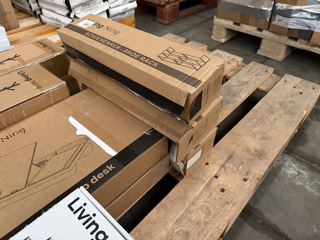 Partij besteksets, laptoptafels en kapstokken living nine - afbeelding 8 van  8