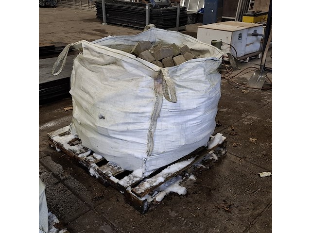 Partij beton dekkingsblokjes - afbeelding 4 van  9