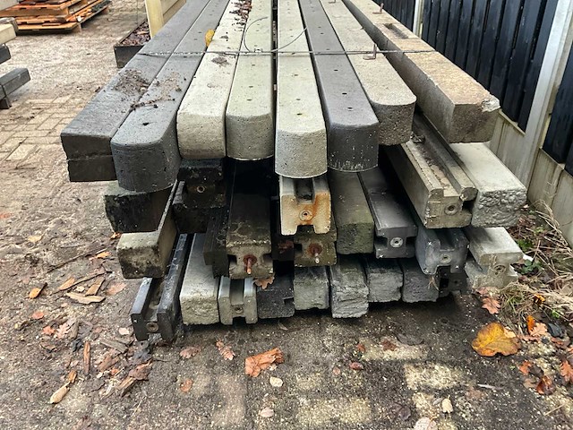 Partij beton sleufpalen - afbeelding 5 van  9