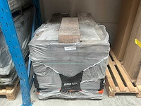 Partij beton tegels 60cm - afbeelding 1 van  3