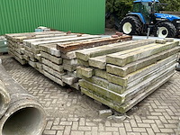 Partij betonnen roosterplaten - afbeelding 2 van  6