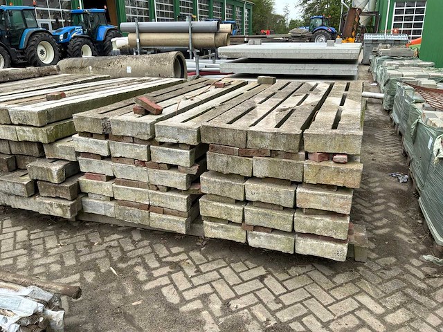 Partij betonnen roosterplaten - afbeelding 6 van  6