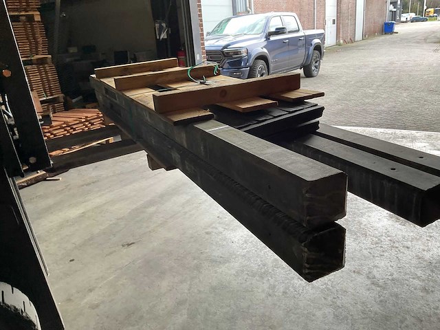 Partij betonschutting onderdelen - afbeelding 11 van  11
