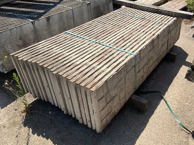 Partij betonschutting platen - afbeelding 4 van  5