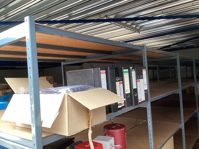 Partij beurs en kantine inventaris - afbeelding 4 van  7