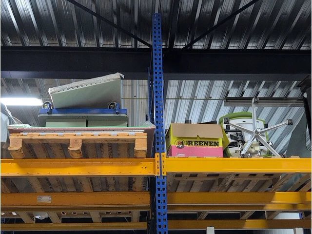 Partij beurs/stand materiaal - afbeelding 12 van  13