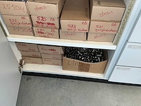 Partij bevestigingmiddelen, hang en sluitwerk - afbeelding 26 van  34