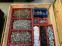 Partij bevestigingmiddelen - afbeelding 2 van  3