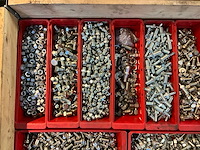 Partij bevestigingmiddelen - afbeelding 2 van  6