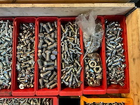 Partij bevestigingmiddelen - afbeelding 3 van  6