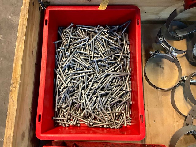 Partij bevestigingmiddelen - afbeelding 2 van  4