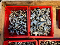 Partij bevestigingmiddelen - afbeelding 2 van  5