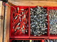 Partij bevestigingmiddelen - afbeelding 2 van  6