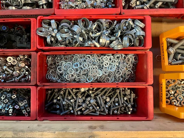 Partij bevestigingmiddelen - afbeelding 5 van  6