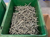 Partij bevestigings materiaal - afbeelding 2 van  5