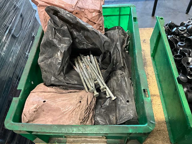 Partij bevestigings materiaal - afbeelding 3 van  5