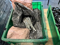 Partij bevestigings materiaal - afbeelding 3 van  5