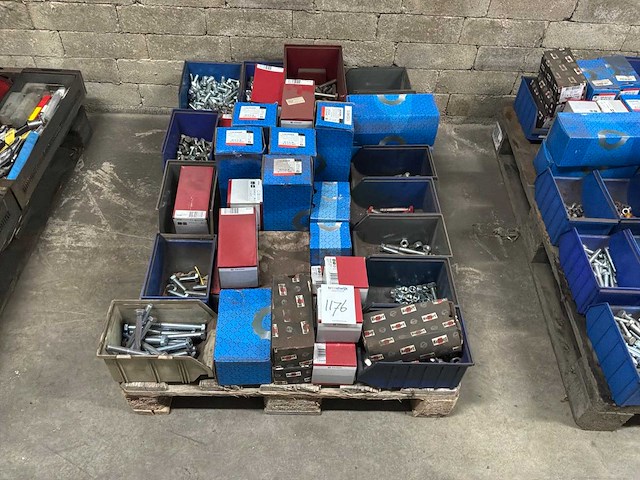 Partij bevestigingsmateriaal (c) - afbeelding 2 van  5