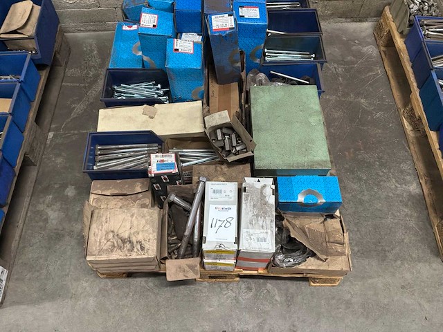 Partij bevestigingsmateriaal (c) - afbeelding 2 van  5