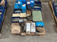 Partij bevestigingsmateriaal (c) - afbeelding 2 van  5