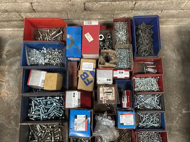 Partij bevestigingsmateriaal (c) - afbeelding 4 van  4