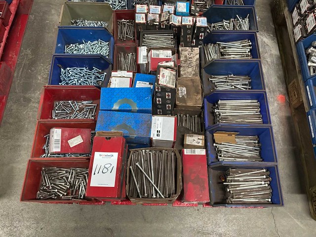 Partij bevestigingsmateriaal (c) - afbeelding 2 van  3