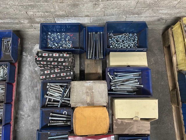 Partij bevestigingsmateriaal (c) - afbeelding 2 van  4