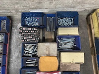 Partij bevestigingsmateriaal (c) - afbeelding 2 van  4