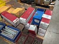 Partij bevestigingsmateriaal (c) - afbeelding 3 van  4