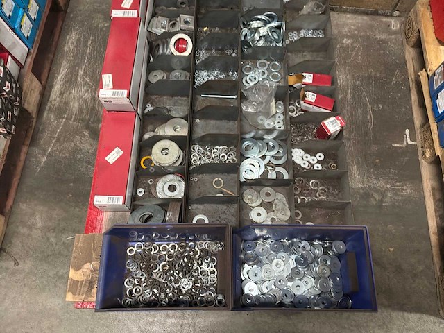 Partij bevestigingsmateriaal (c) - afbeelding 2 van  4