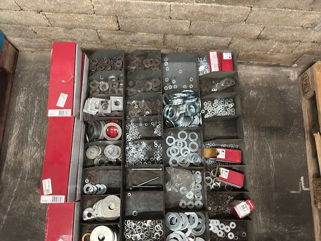 Partij bevestigingsmateriaal (c) - afbeelding 3 van  4