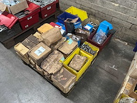 Partij bevestigingsmateriaal (c) - afbeelding 1 van  6