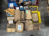 Partij bevestigingsmateriaal (c) - afbeelding 2 van  6