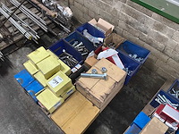 Partij bevestigingsmateriaal (c) - afbeelding 7 van  8