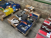 Partij bevestigingsmateriaal (c) - afbeelding 1 van  5