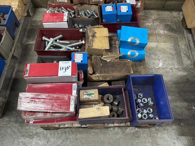 Partij bevestigingsmateriaal (c) - afbeelding 2 van  5