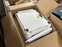 Partij bevestigingsmateriaal en autarco solar inverter - afbeelding 2 van  14
