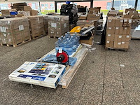 Partij bevestigingsmateriaal en autarco solar inverter - afbeelding 1 van  14