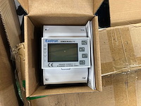 Partij bevestigingsmateriaal en autarco solar inverter - afbeelding 12 van  14