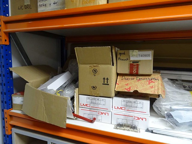 Partij bevestigingsmateriaal en divers - afbeelding 6 van  15