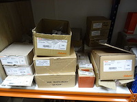 Partij bevestigingsmateriaal en divers - afbeelding 13 van  15