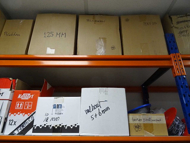 Partij bevestigingsmateriaal en divers - afbeelding 15 van  15