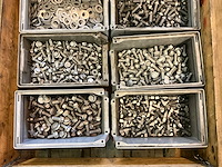 Partij bevestigingsmateriaal en koppelingen - afbeelding 4 van  4