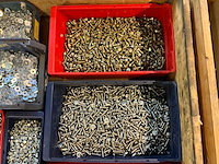 Partij bevestigingsmateriaal en koppelingen - afbeelding 6 van  7