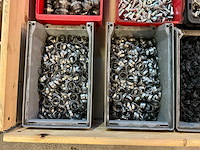 Partij bevestigingsmateriaal en koppelingen - afbeelding 5 van  5