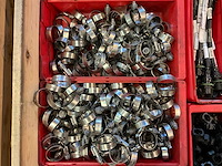 Partij bevestigingsmateriaal en koppelingen - afbeelding 3 van  9