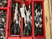 Partij bevestigingsmateriaal en koppelingen - afbeelding 6 van  9